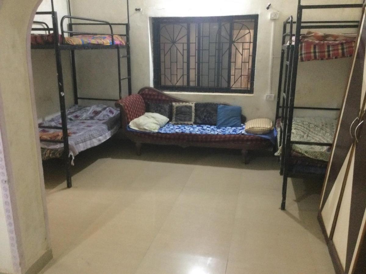 Hippie Hostel Or Goamazing Hostel Anjuna Exterior photo