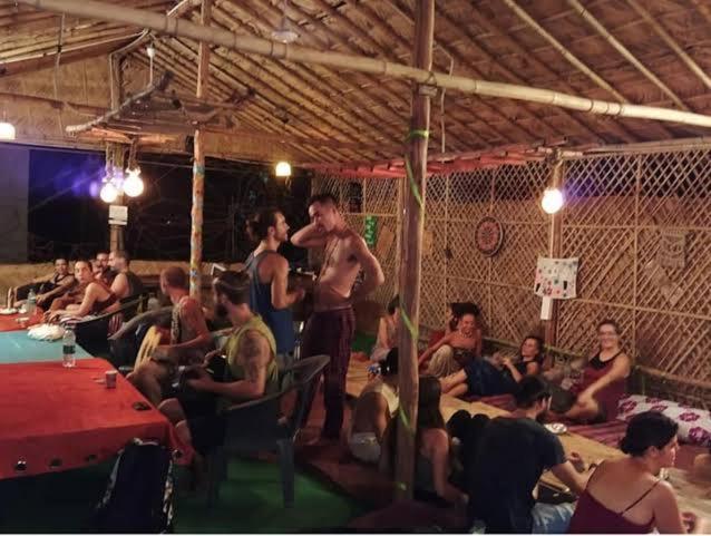 Hippie Hostel Or Goamazing Hostel Anjuna Exterior photo