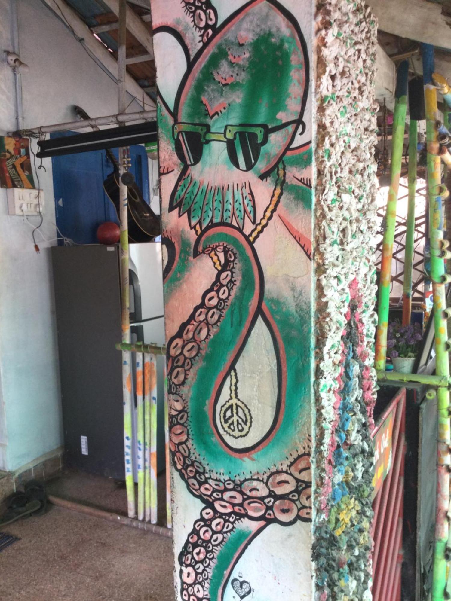 Hippie Hostel Or Goamazing Hostel Anjuna Exterior photo