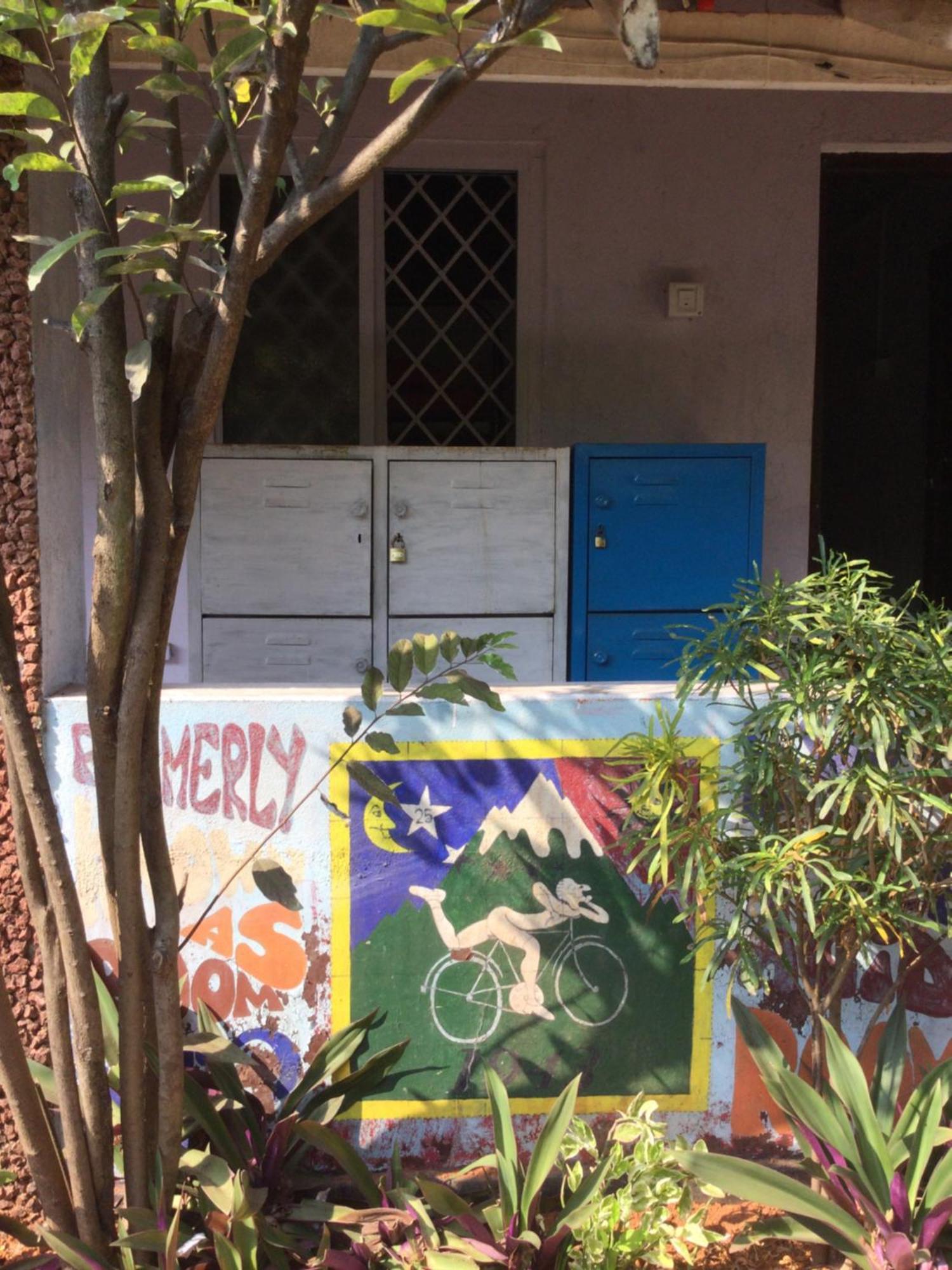 Hippie Hostel Or Goamazing Hostel Anjuna Exterior photo